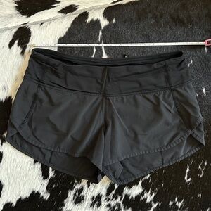 Lululemon Black Speed Up Low-Rise Lined Shorts, 2.5” Size 4